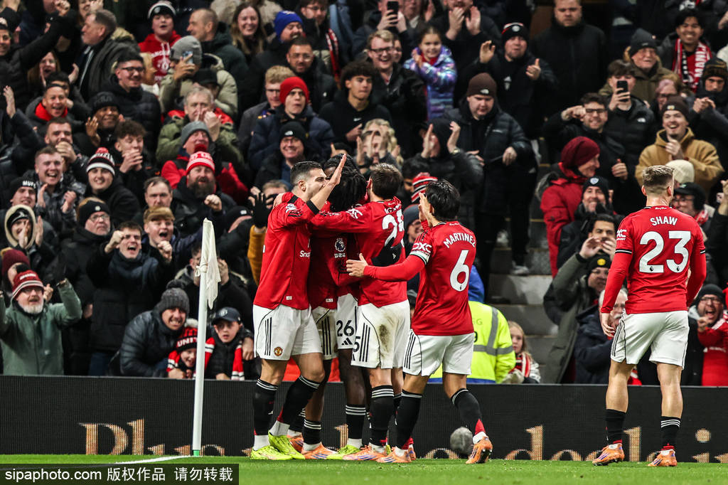 不容易！曼联多人缺战阿莫林无奈变阵 残血红魔胜纽卡